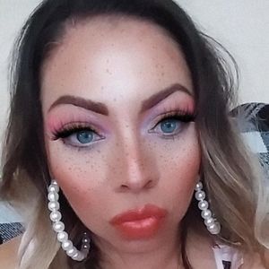 Meet your Posher, Daina